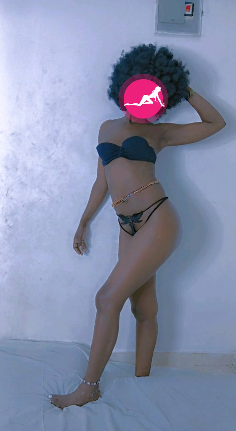 Queen_bett-onlyfans-Sex-Girls-Nairobi-Escorts-kenya-sex-Girls-Horny-girls-to-fuck-onlyfans-Wet-sexy-ass-wet-pussy-leaks