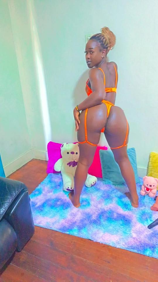 blackrose001-Nairobi-escorts-girls-kenya-raha-nairobi-horny-girls