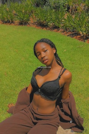 ratifa mombasa mombasa town,nairobi raha , nairobi escort girls